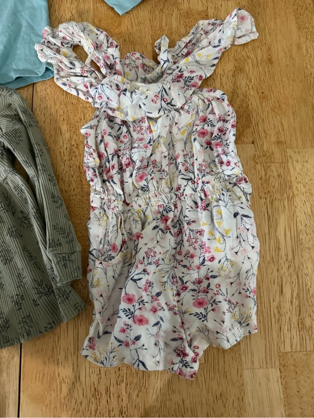 18-24 Month Girls Mixed Outfit Bundle